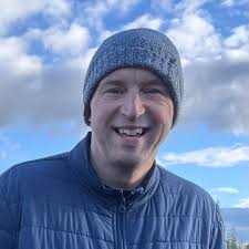 How can you tell if someone is flirting with you?