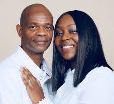 Mayra Servin's Instagram, Twitter & Facebook