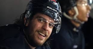 Hockey sur glace . Etoile Noire Strasbourg: Thomas Mathieu de retour au  bercail