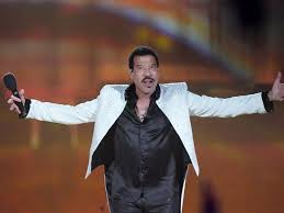 Lionel Richie fans surprised by 'completely different voice' during  Coronation Concert performance | The Independent