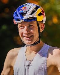 Come explore the world of FALKE with Head of Product, Michael Meier, in  Schmallenberg! 🌟 Dive into our history and craftsmanship, including our  iconic sport socks developed in 1996 as part of