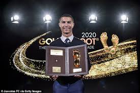 The rater will close 30 minutes after the final whistle. Cristiano Ronaldo Named Player Of The Century At Globe Soccer Awards Daily Mail Online