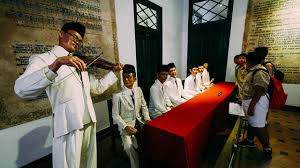Muhammad aryo wicaksono 3 years ago. Lebih Dekat Dengan Lagu Indonesia Raya 3 Stanza Lifestyle Liputan6 Com