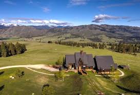 My dad joined a hunting club when i was 12 and i've been involved in hunting clubs ever since. Montana Ranches Farms Land For Sale Western Ranch Brokers