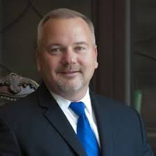 Alan Fay's Instagram, Twitter & Facebook