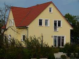 The gelbes haus opened as a cocktail bar in 1989. Ferienwohnung Das Gelbe Haus 1 Weitendorf Familie Matthias Von Erffa