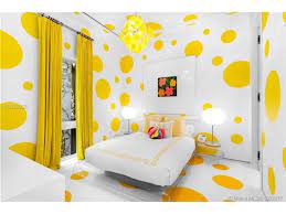 Painting only half the wall and leaving the other half white ensures the space still feels light and airy. 10 Color Combos That Make A Case For Yellow Colors That Go With Yellow Apartment Therapy