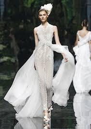 25 Unconventional Bridal Pants Suits For The Modern Bride Praise Wedding Bridal Jumpsuit Wedding Dress Inspiration Funky Wedding Dresses