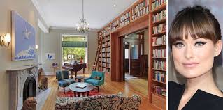 He has starred and played in countless roles since 1987 and continues to do so. Celebrities In Brooklyn See Where Your Favorite Stars Live Streeteasy