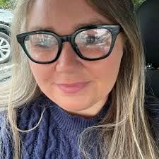 A bucketful of puglets :) Thanks for sharing Brenda Hansen!