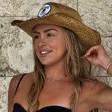 James Lewison's Instagram, Twitter & Facebook