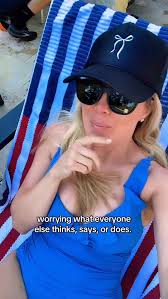 Carrie Tucker ☺︎