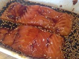 Pave De Saumon Laque Soja Miel Et Sesame Les Delices De Delphine Saumon Laque Recettes De Cuisine Recette Pave De Saumon