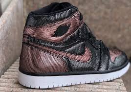 Jordan 1 Fearless Metallic Rose Gold Cu6690 006 Sneakernews Com In 2020 Jordan 1 High Og Air Jordans Women Air Jordans