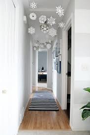 One of the fondest memories of christmas is surely carving out great paper snowflakes for home decoration. 26 Creative Snowflake Decorations That Inspire Shelterness