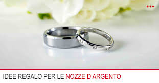 Garanzia del loro amore eterno e della forza . Regali Nozze D Argento Le Idee Regalo Per I 25 Anni Di Matrimonio