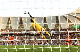 Na 10 wedstrijden eindigde hongarije pas vierde en ging niet naar het wk 2010. Maarten Stekelenburg En De Redding Die Een Hele Zomer Oranje Kleurde Voetbal International