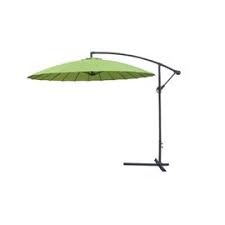 Parasol Suspendu En Polyester Impermeabilise Manivelle Les Centres De Renovation Patrick Morin Patio Umbrella Parasol Outdoor Decor
