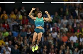 It has been a full medal event at the olympic games since 1896 for men and since 2000 for women. Thiago Braz Conquista Ouro E Bate Recorde Olimpico No Salto Com Vara Agencia Brasil