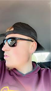 Does anyone have any good recommendations for cliff jumping around this  area?