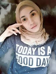 She has gone on to star in television shows like juvana. Tutup Ruang Komen Ada Rahmat Tersendiri Izreen Azminda Kaw Rojak Daily