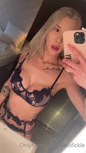 Busty Asian Singaporean Onlyfans Leak - Porn - EroMe