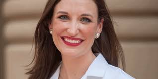 Martha Mangum Holland Completes Pediatric Dental Residency