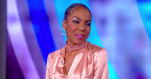 The atl mansion that disgraced r&amp;b singer r. R Kelly S Ex Wife Andrea Kelly Opens Up About Abuse And Attempting Suicide On The View Video Lovebscott Com