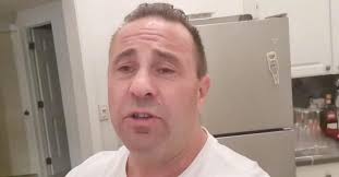 PICS: RHONJ's Joe Giudice Shows Off Bahamas Home, Talks Work