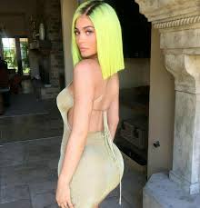 Pin By Maria Eduarda On Kylie Jenner Kylie Jenner Hair Jenner Hair Neon Green Hair