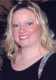 Lora Kelly's Instagram, Twitter & Facebook