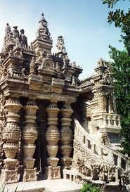 Ferdinand Cheval Palace France Tourisme Facteur Cheval Cathedrale