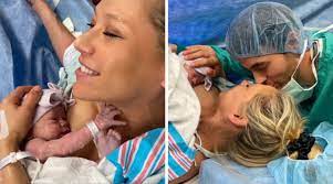 Однако вчера во время прямого эфира в рамках шоу ок на связи актер все же сделал исключение. Olga Zueva I Danila Kozlovskij Stali Roditelyami Gazeta Ru