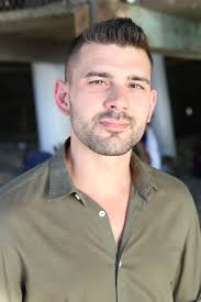 Architects of Tomorrow" Neighbors in Transition (TV Episode)