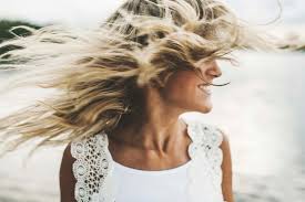 This vitaminis also essential, because it promotes blood circulation to the scalp, important to prevent hair loss and stimulate growth, nourishing each strand of hair. Hair Loss In Women Can It Be Prevented