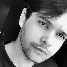 Trick': Lenda urbana de Halloween é conjurada em curta de terror; Assista  na íntegra!