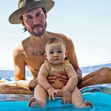 Danny fujikawa was born on june 10, 1986 in los angeles, california, usa as daniel conor fujikawa. Kate Hudson Praises Boyfriend Danny Fujikawa In Birthday Tribute People Com