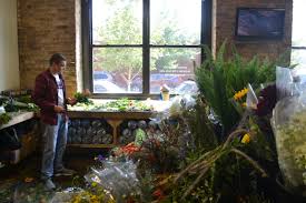 Locally crafted flowers for fair and honest prices with free delivery in chicago and service to illinois suburbs. Cove Student S Future Blossoms At Flowers For Dreams Flowers For Dreams Flowers For Dreams