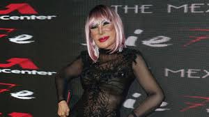 Feliz, plena, sobre todo enamorada y sin pensar en el qué dirán es como belinda se ha dejado ver tras bambalinas de los recitales. Lyn May Anuncia Embarazo