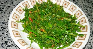 Gulai paku is a minangese (western sumatran) dish that often includes turmeric leaves and asam kandis. Aunty Celia S Family Meals Stir Fried Pucuk Paku è¿‡å±±çŒ« With Sambal