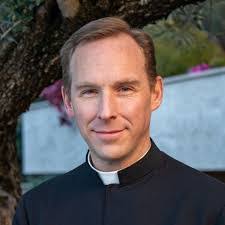 Bruce Wren's Instagram, Twitter & Facebook