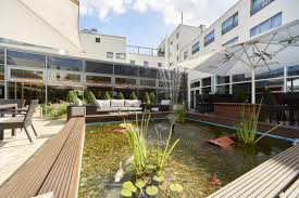 Business hotel in aerocity near delhi airport. Motorradfahrerfreundliches Holiday Inn Berlin International Airport In Berlin In Berlin