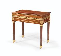 a louis xvi mahogany table a la tronchin table a la tronchin en acajou de la fin de l epoque louis xvi l exigence d un collectionneur furniture table decor