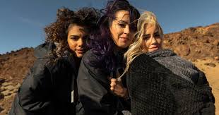 Sky rojo's depiction of sexual exploitation sometimes blurs the lines of good taste, but magnetic performances and a propulsive pace give this pulpy series a serious kick. Sky Rojo Season 1 Review And Explanation Otakukart