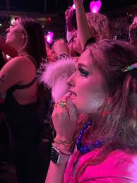 Anna Kate Leone (@akateleone)