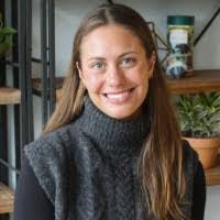 Abby Richter's Instagram, Twitter & Facebook