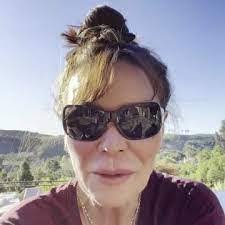 Laurie Zamora's Instagram, Twitter & Facebook