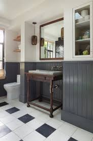 Here are three tips to enrich your bathroom interior décor with beadboards. How You Can Take Full Advantage Of These Wainscoting Bathroom Ideas