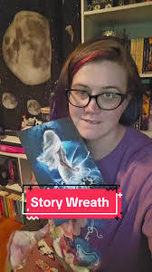 #stormsiren #maryweber #storywreath #reuserecycle #bookcrafts