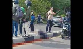 Pelajar Meregang Nyawa Disambar Mobil Box Radar Depok